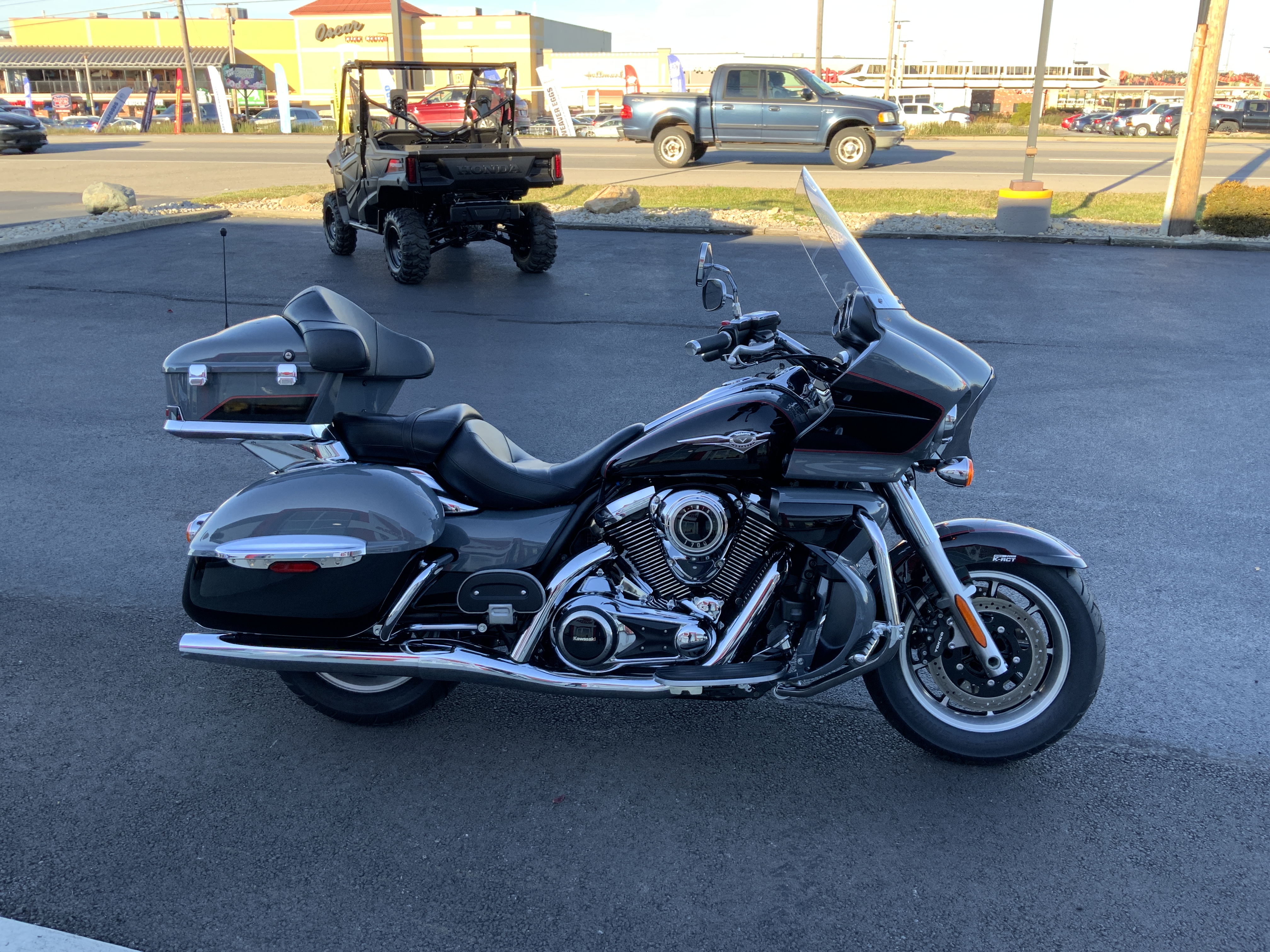 2023 Kawasaki Vulcan® 1700 Voyager® ABS - Photo 6